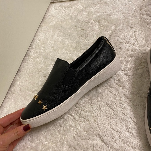 ✨MICHAEL Michael Kors
Keaton Star Slip-On Sneakers - Picture 2 of 3